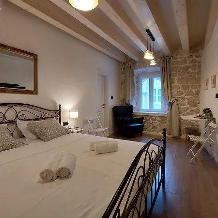 Central Palace Apartment Sibenik Exterior photo