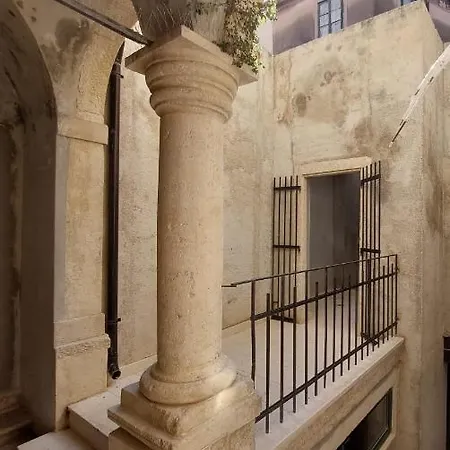 Central Palace Apartment Sibenik Exterior photo