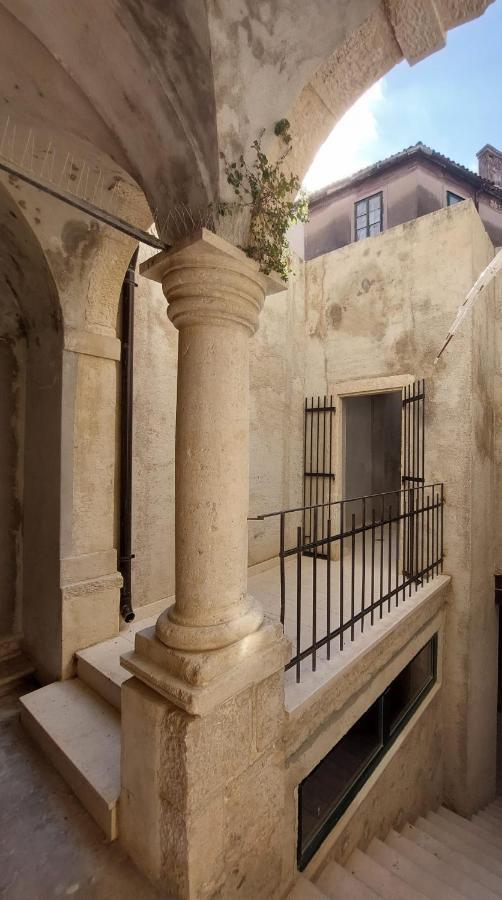 Palace * Sibenik